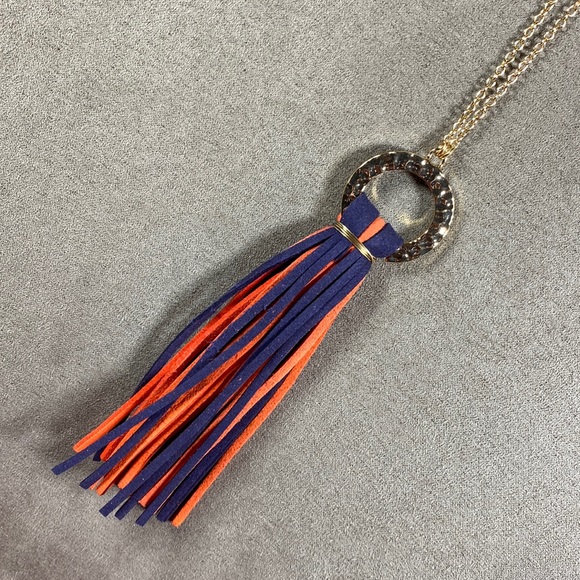 Fanfare Fashion Hammered Ring & Orange & Blue Suede Tassel Necklace - Picture 3 of 12